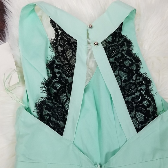 NWT Tobi Mintgreen & Black Lace Romper - Picture 5 of 8
